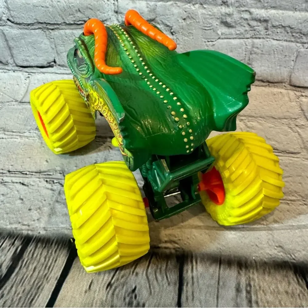 Monster Jam Dragon 1:24 Monster Truck
